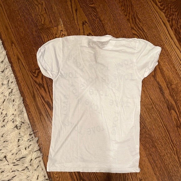 JET by John Eshaya Love V-Neck Tee Shirt Size P/S - Picture 2 of 3